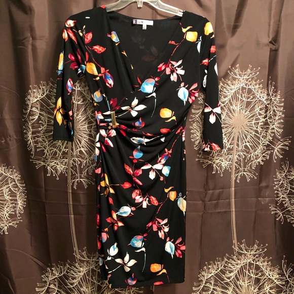 Jennifer Lopez Dresses & Skirts - JENNIFER LOPEZ Black Floral Pencil Dress Size XS